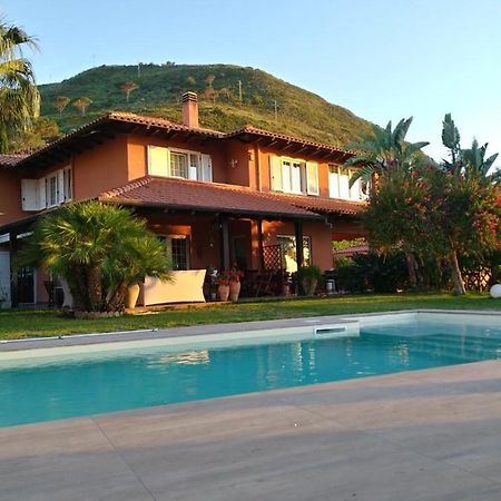 B&B Villa Di Giorgi 체팔루 외부 사진