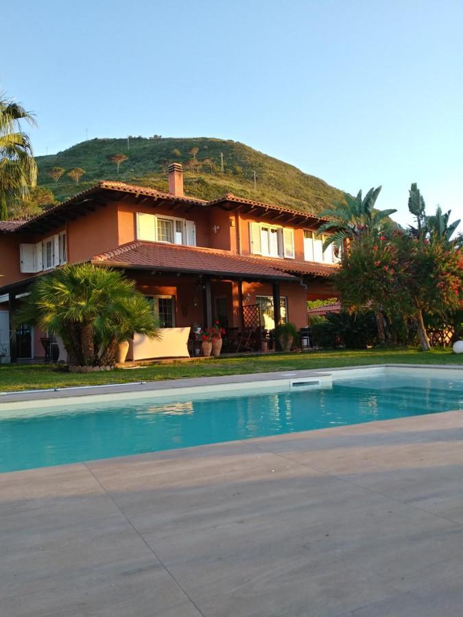 B&B Villa Di Giorgi 체팔루 외부 사진