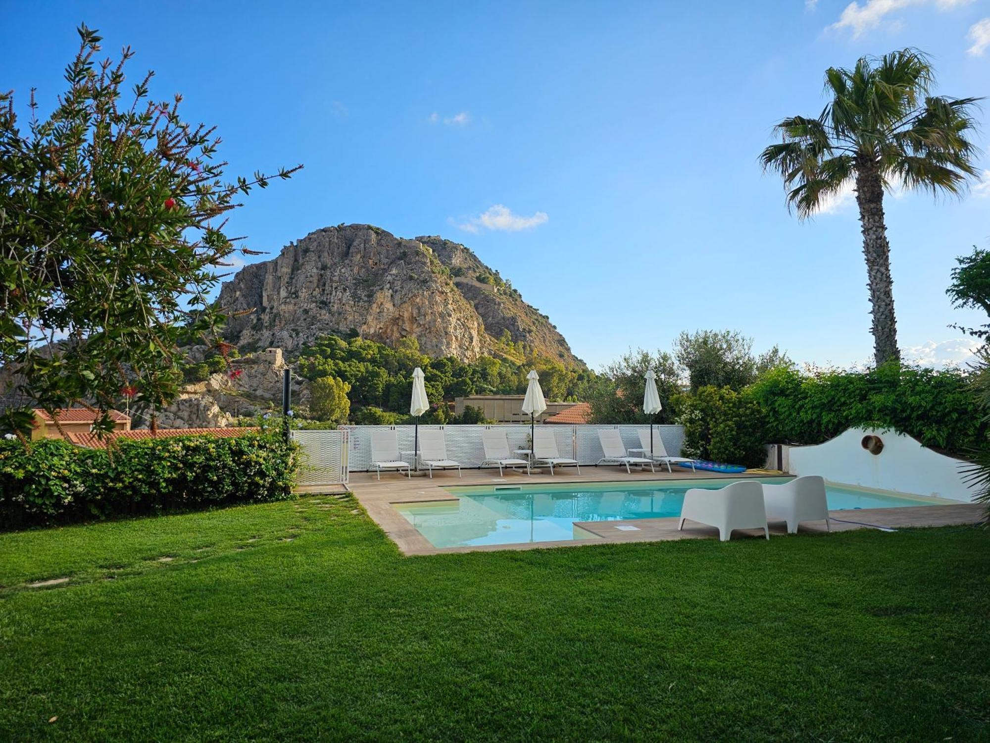 B&B Villa Di Giorgi 체팔루 외부 사진